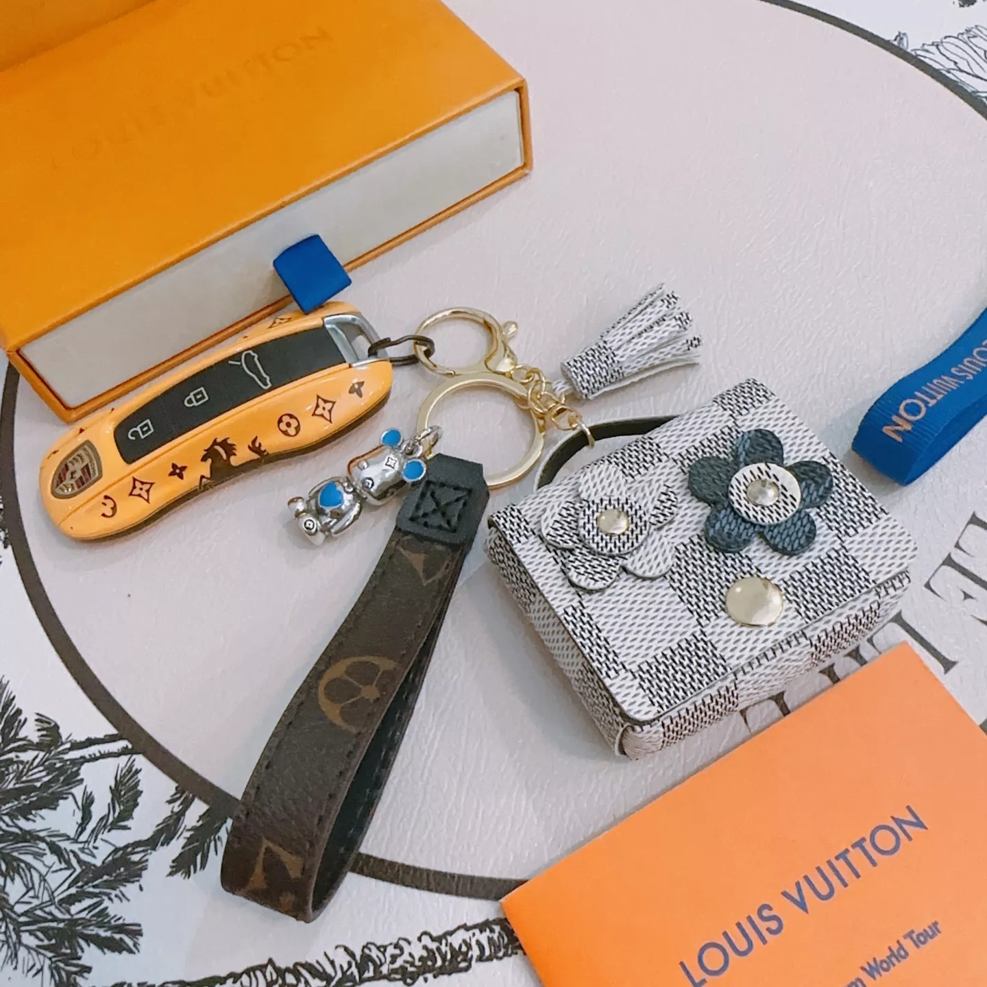 Bright 4281 Louis Vuitton LV Key Holder And Bag Buckle