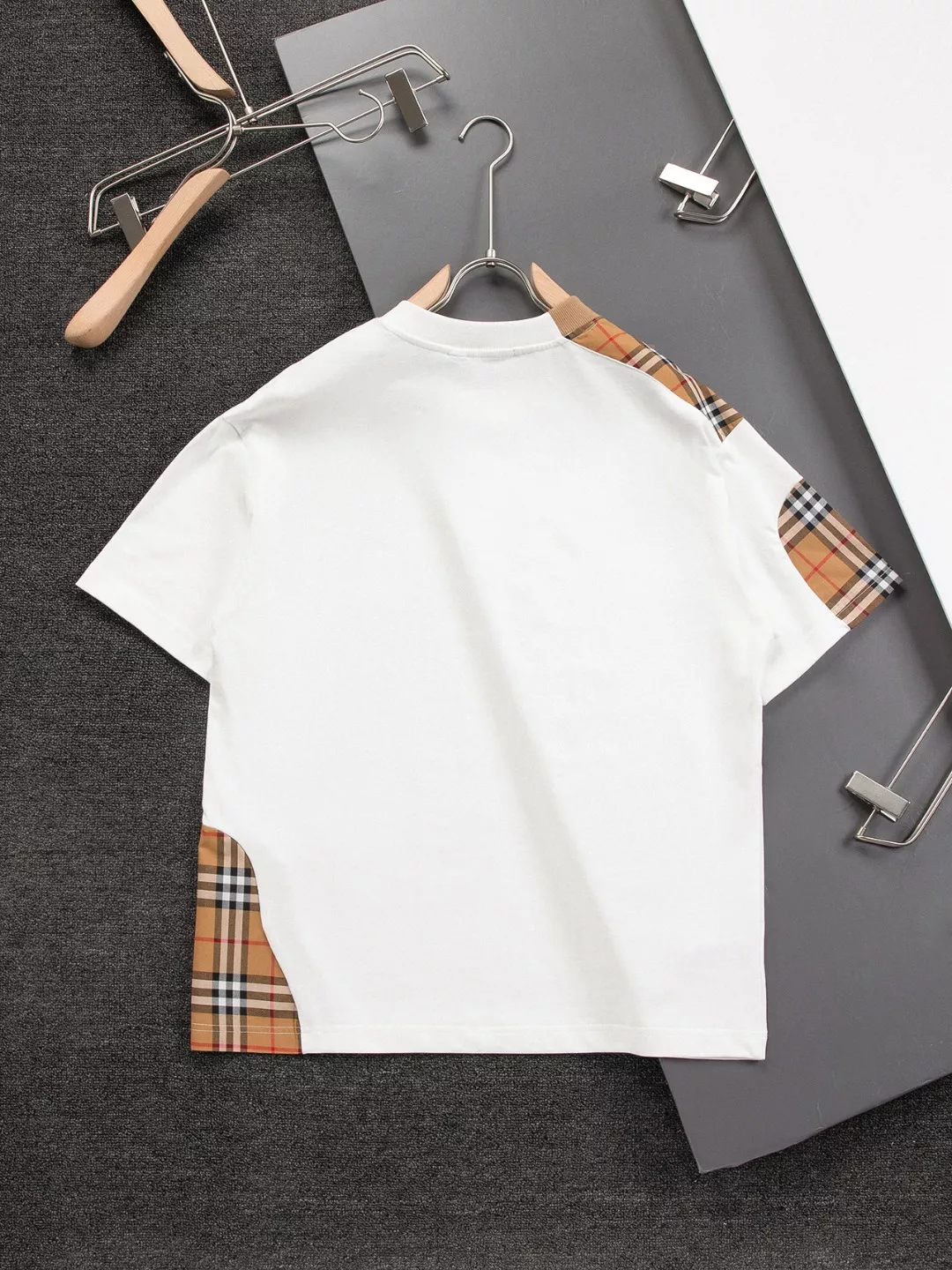 Bright 4472 Burberry T-Shirts Short Sleeved For Unisex