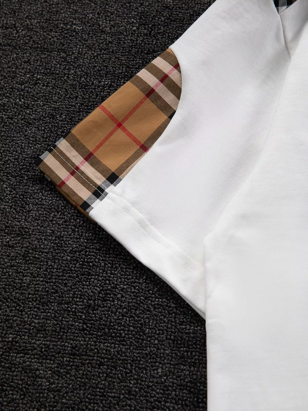 Bright 4472 Burberry T-Shirts Short Sleeved For Unisex