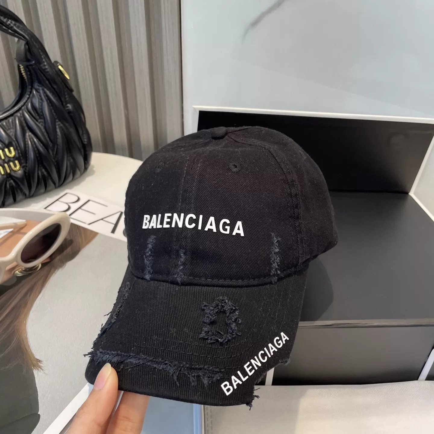 Bright 4525 Balenciaga Caps