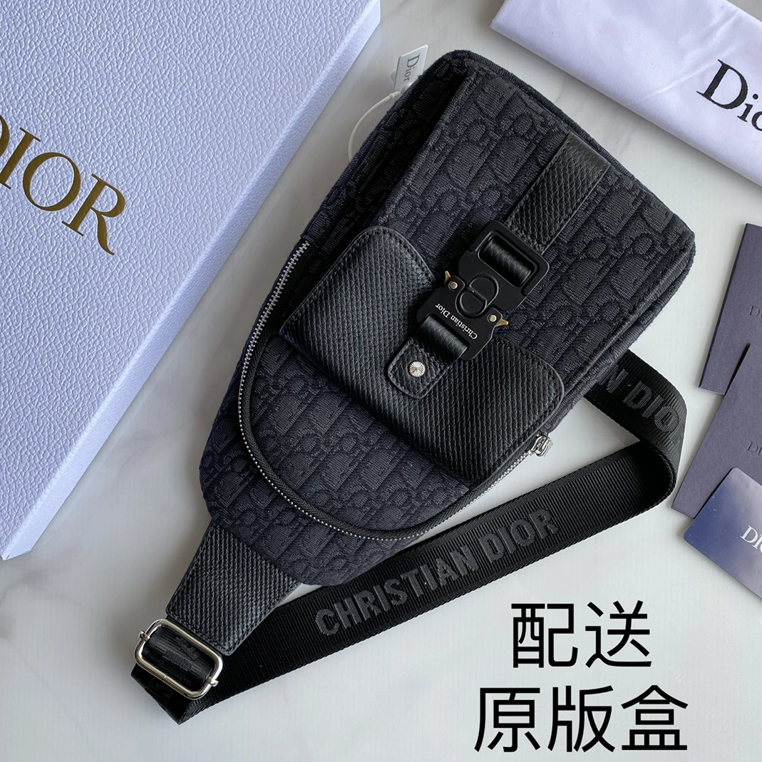 Bright 4526 Christian Dior AAA Man Messenger Bags