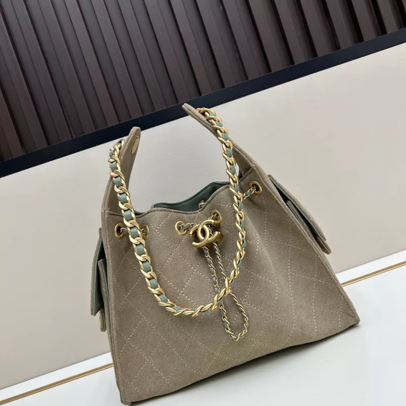 Bright 4766 Chanel AAA Quality Shoulder Bags For Women