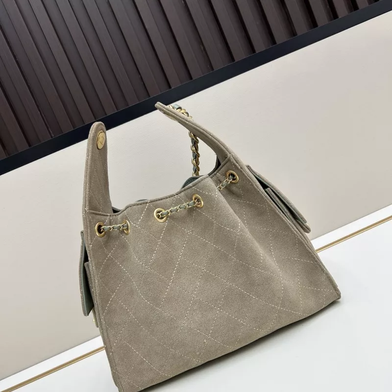 Bright 4766 Chanel AAA Quality Shoulder Bags For Women