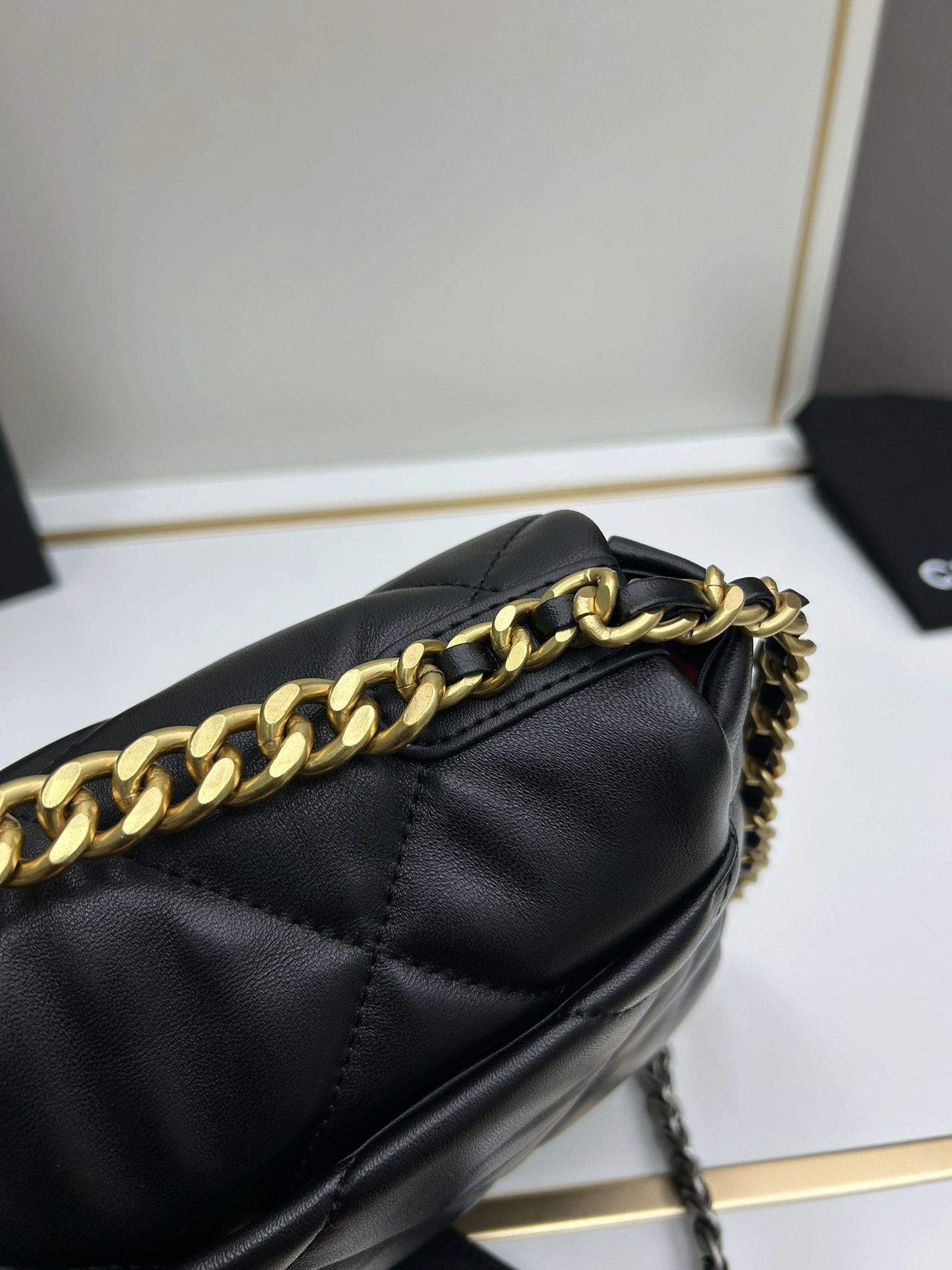 Bright 5282 Chanel AAA Quality Messenger Bags For Women
