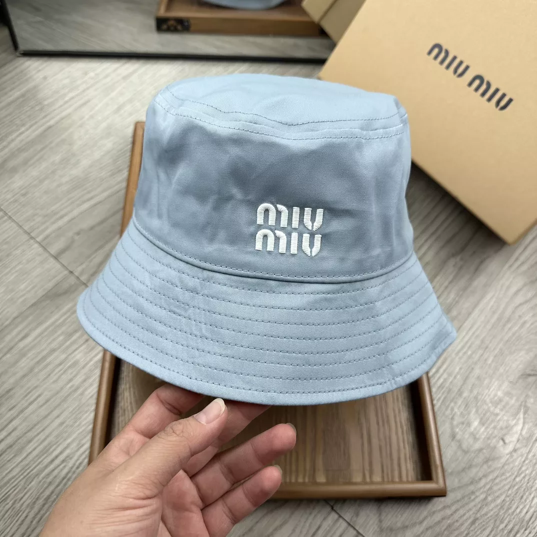 Bright 5332 MIU MIU Caps