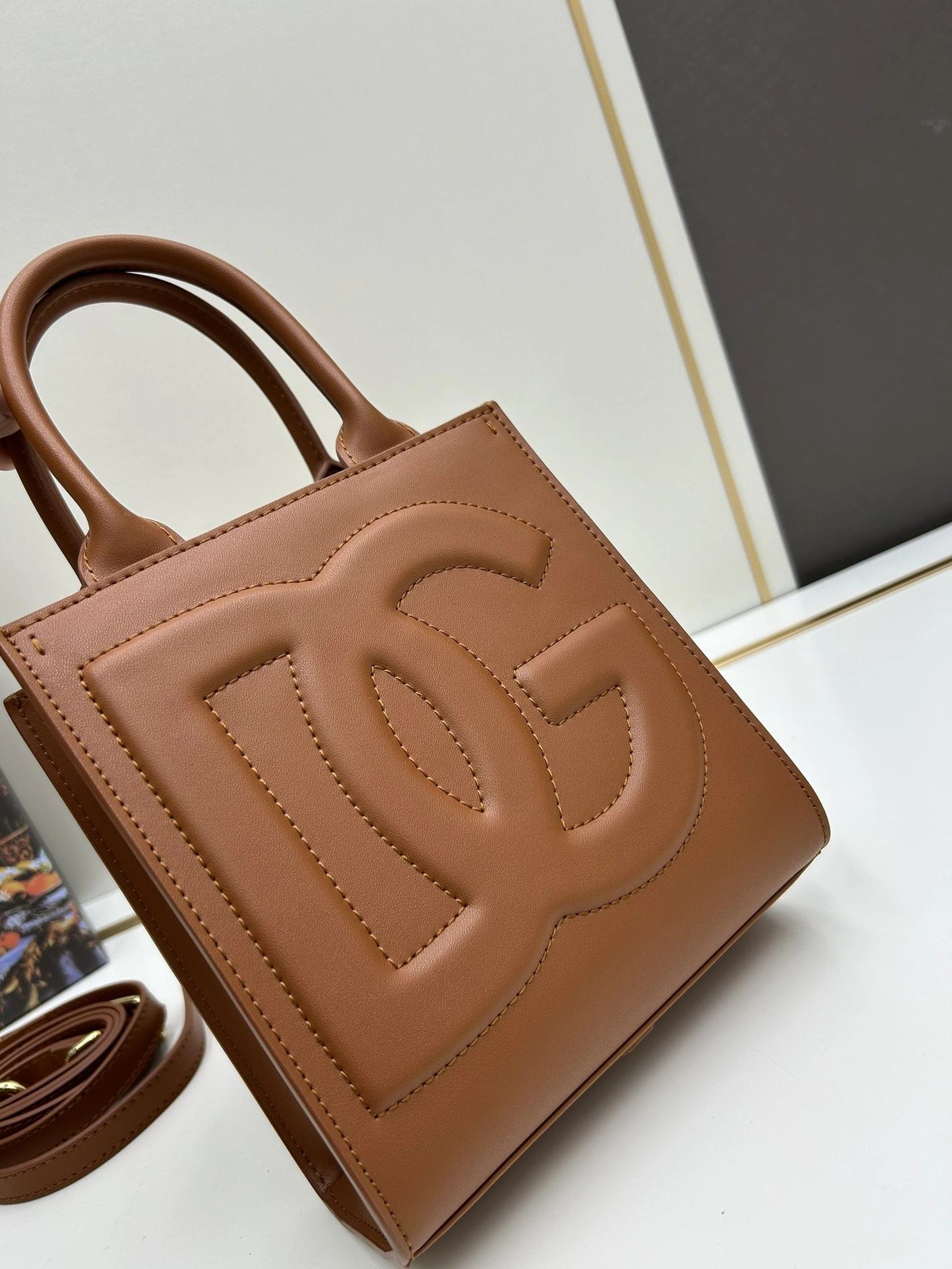 Bright 5535 Dolce & Gabbana AAA Quality Handbags For Women