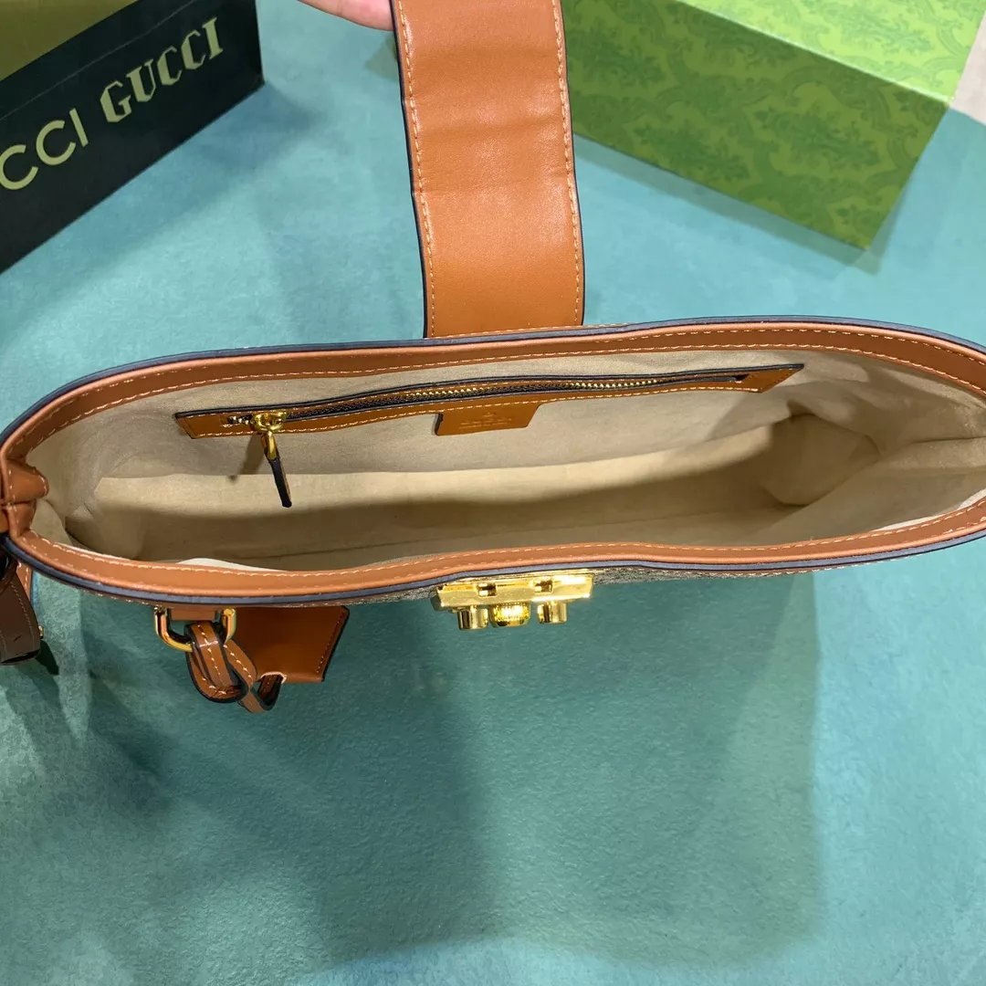Bright 5540 Gucci AAA Quality Messenger Bags For Women