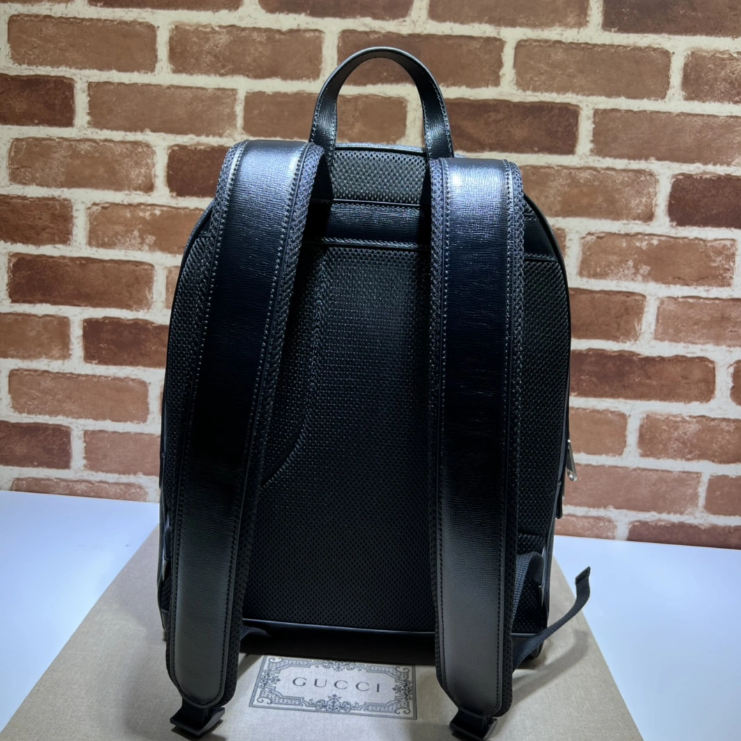 Bright 5692 Gucci AAA Man Backpacks