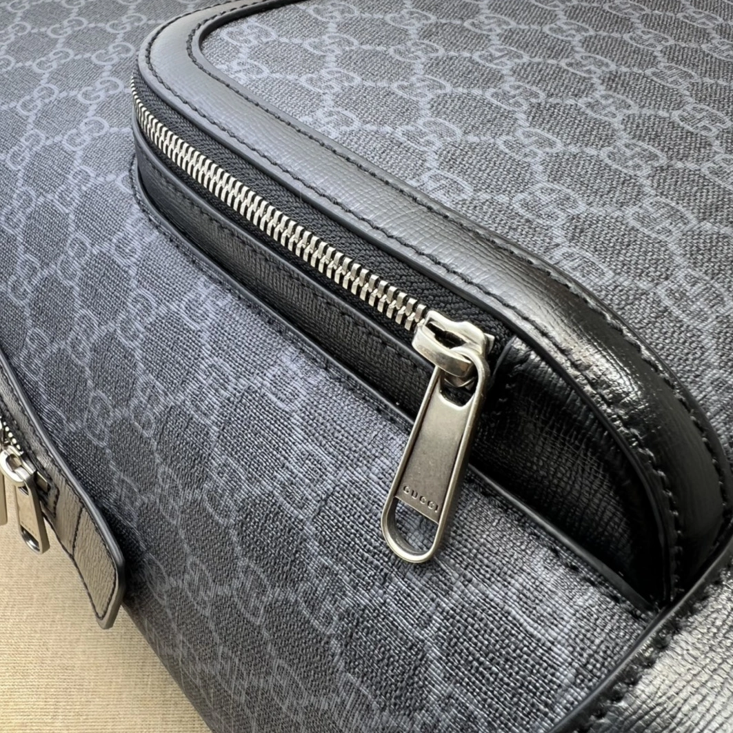 Bright 5692 Gucci AAA Man Backpacks
