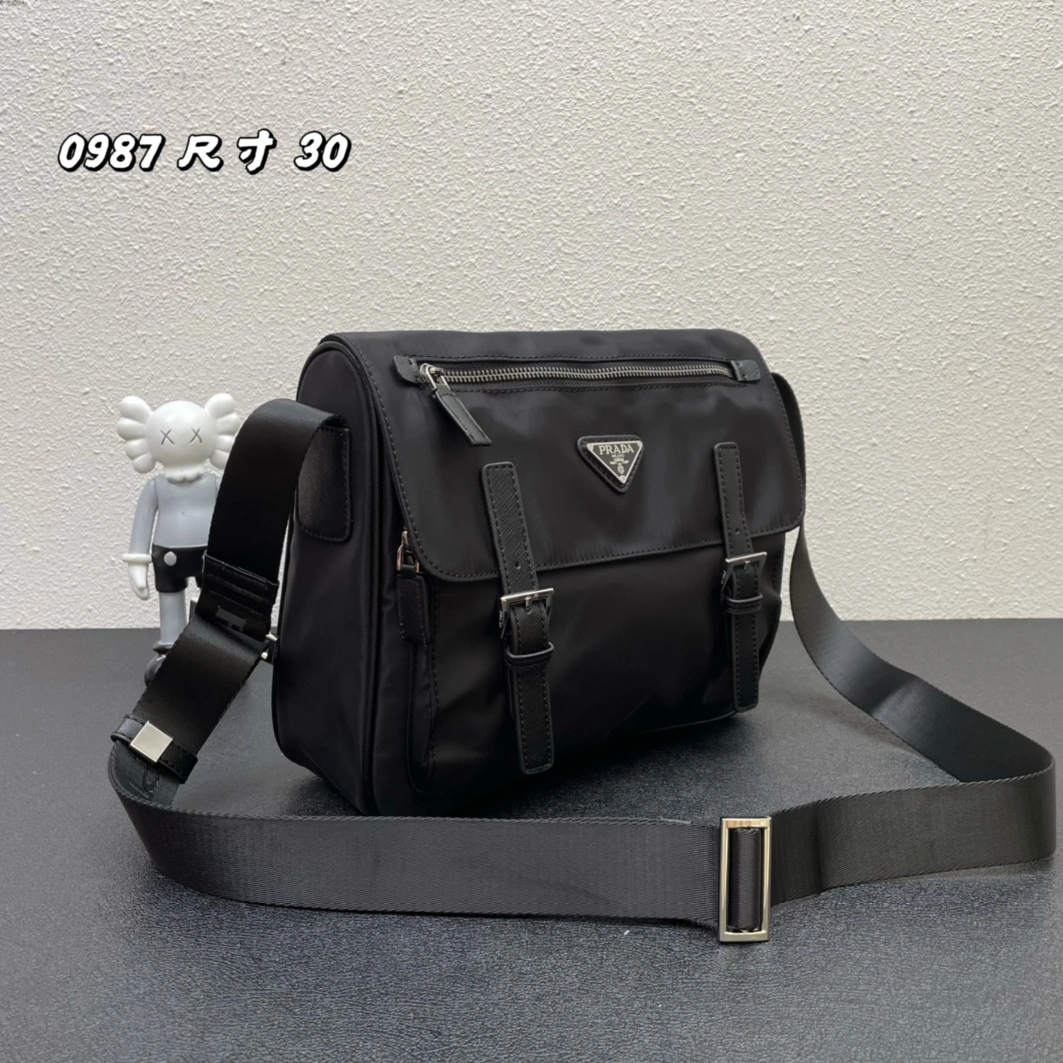 Bright 5705 Prada AAA Man Messenger Bags