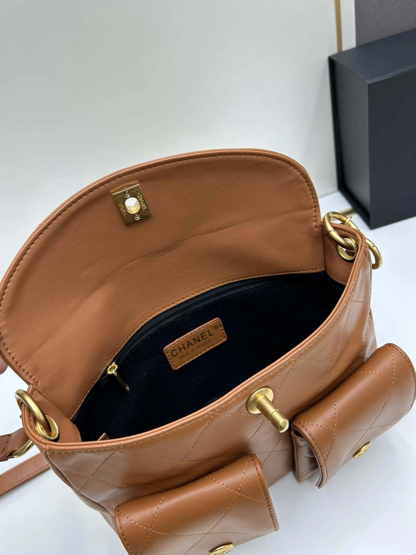 Bright 5828 Chanel AAA Quality Messenger Bags For Women
