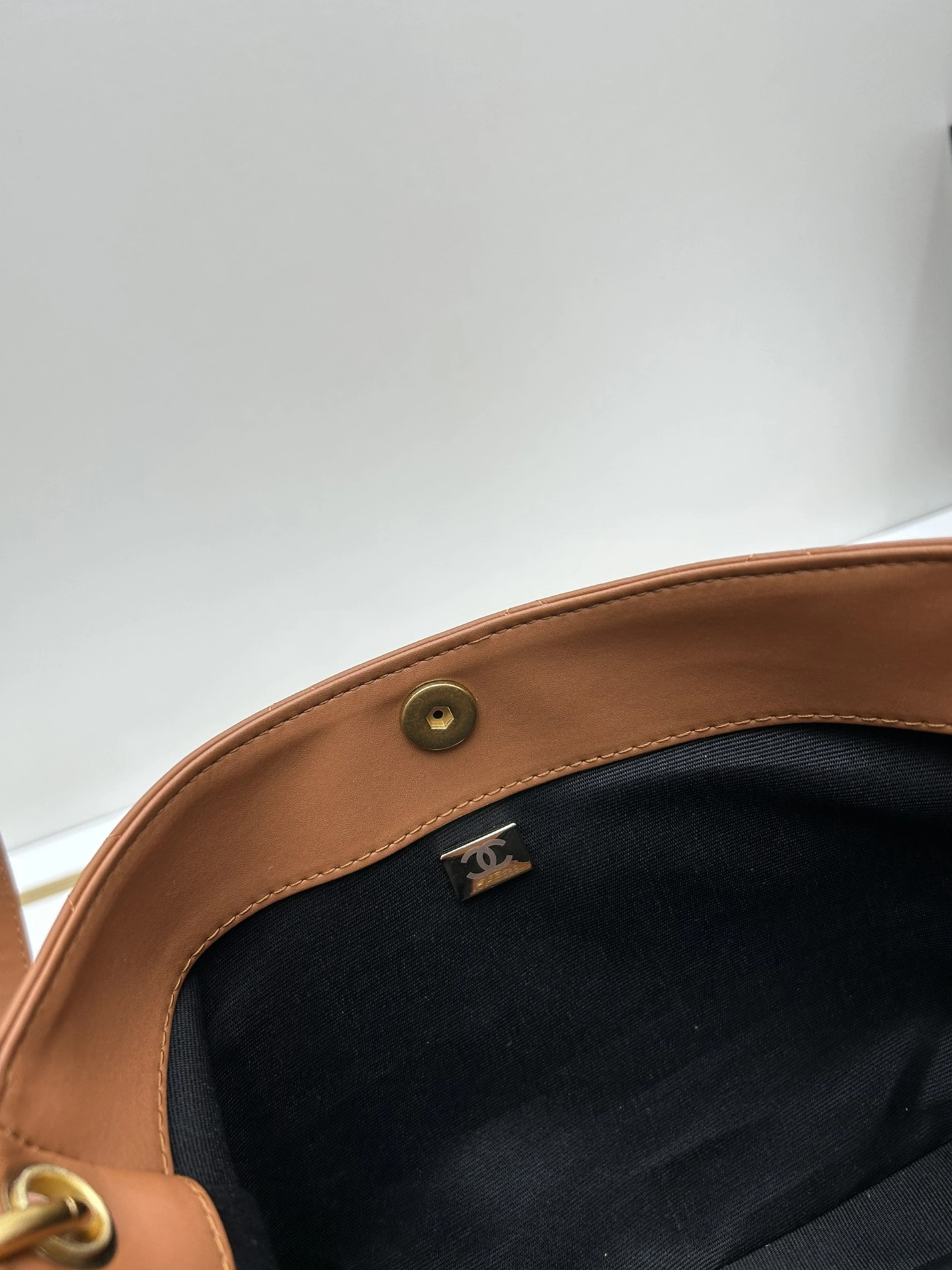 Bright 5828 Chanel AAA Quality Messenger Bags For Women