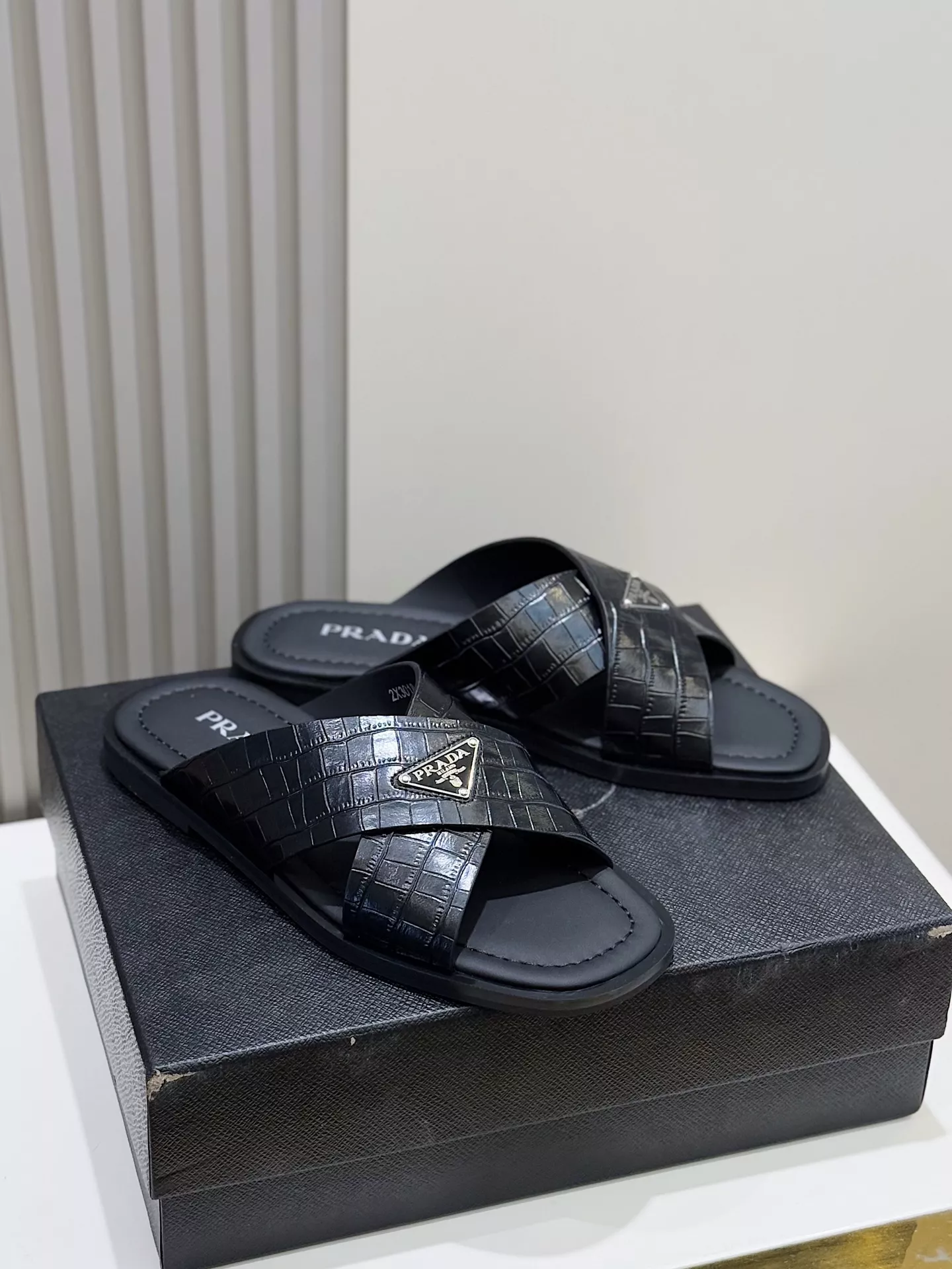 Bright 5860 Prada Slippers For Men