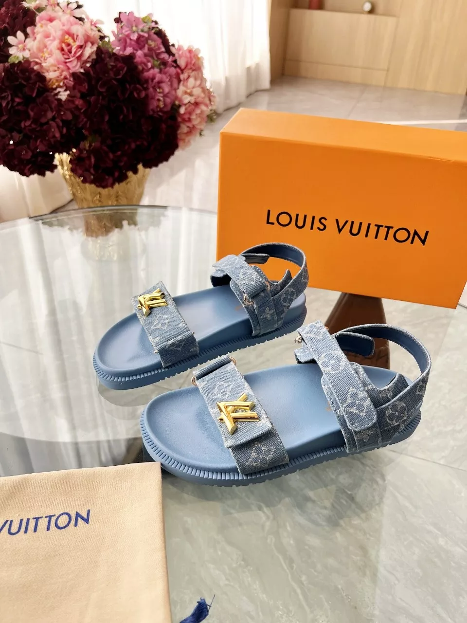 Bright 5873 Louis Vuitton Sandal For Women