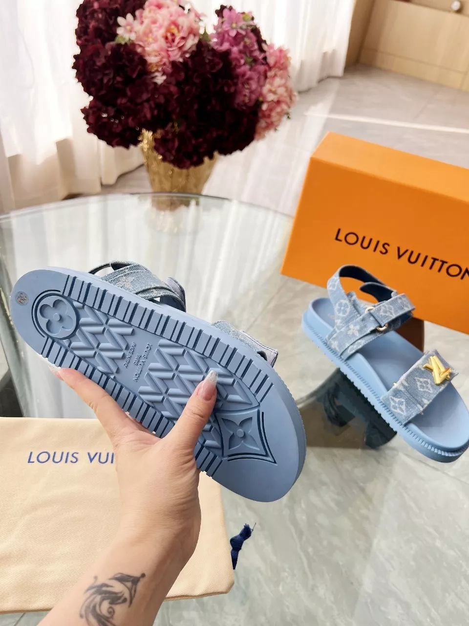 Bright 5873 Louis Vuitton Sandal For Women