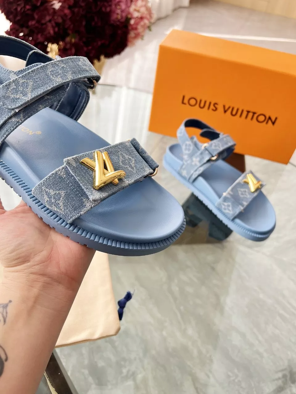 Bright 5873 Louis Vuitton Sandal For Women