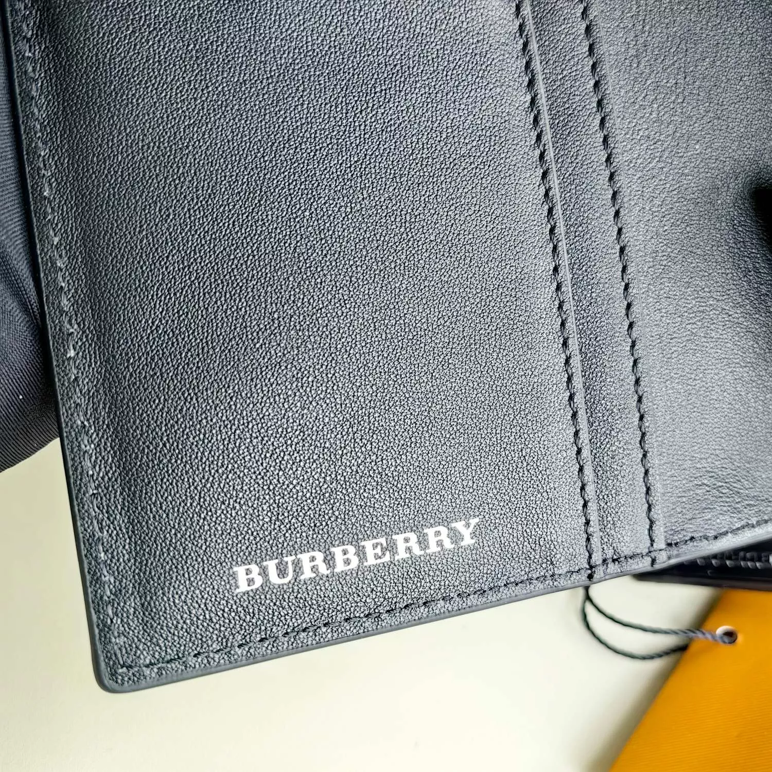Bright 5890 Burberry AAA Man Wallets