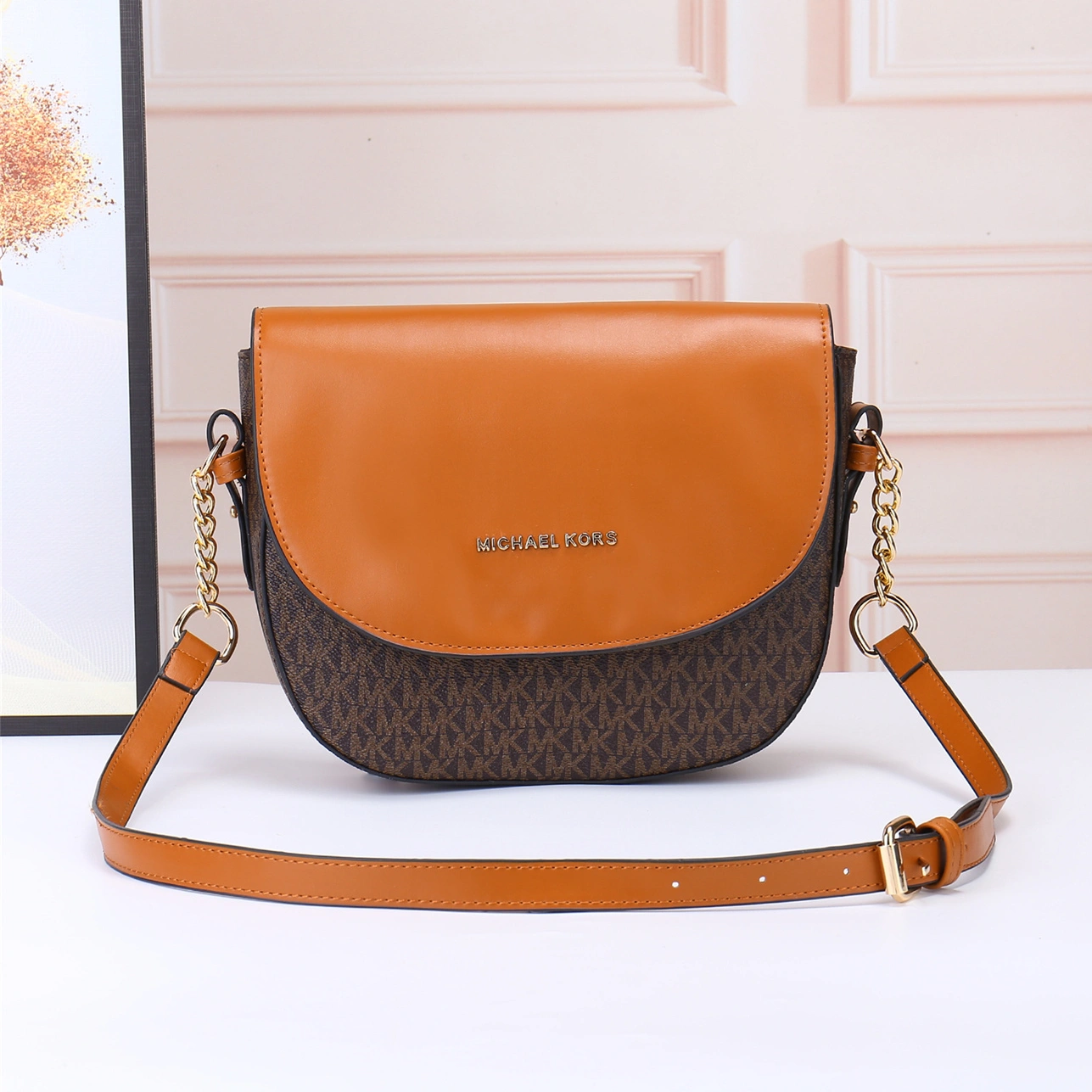 Bright 5947 Michael Kors Messenger Bags For Women