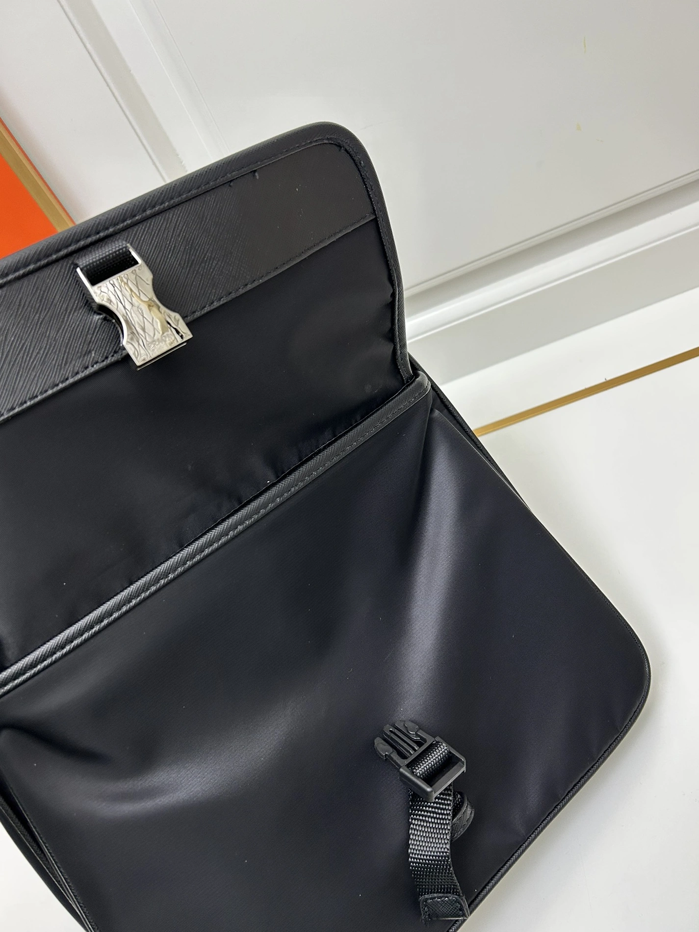 Bright 6044 Prada AAA Man Messenger Bags