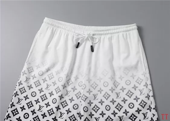 Bright 6089 Louis Vuitton LV Tracksuits Short Sleeved For Men