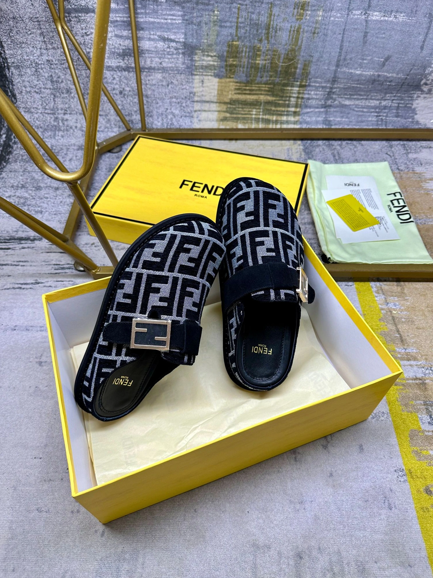 Bright 6092 Fendi Slippers For Men