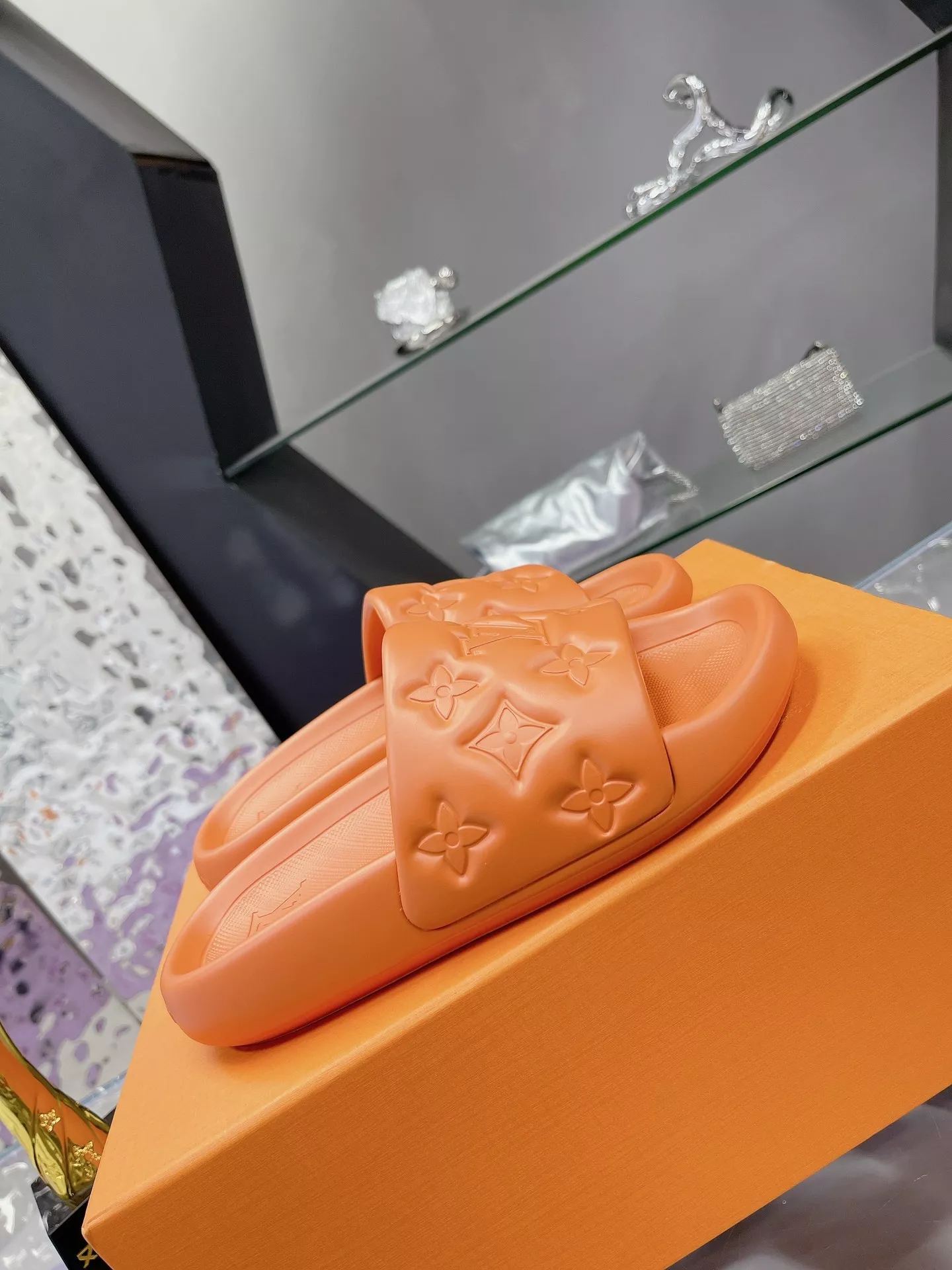 Bright 6198 Louis Vuitton Slippers For Women