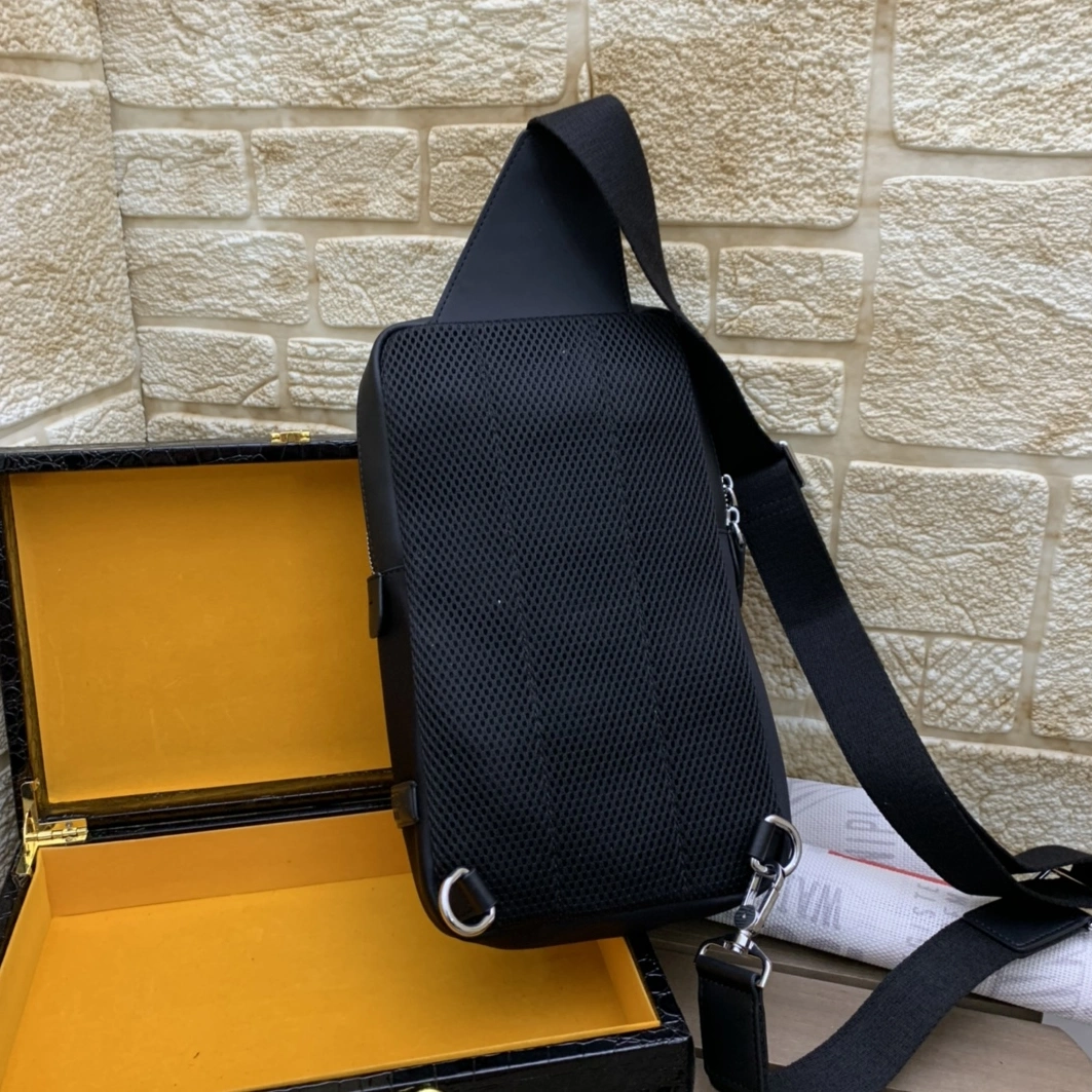 Bright 6284 Fendi AAA Man Messenger Bags