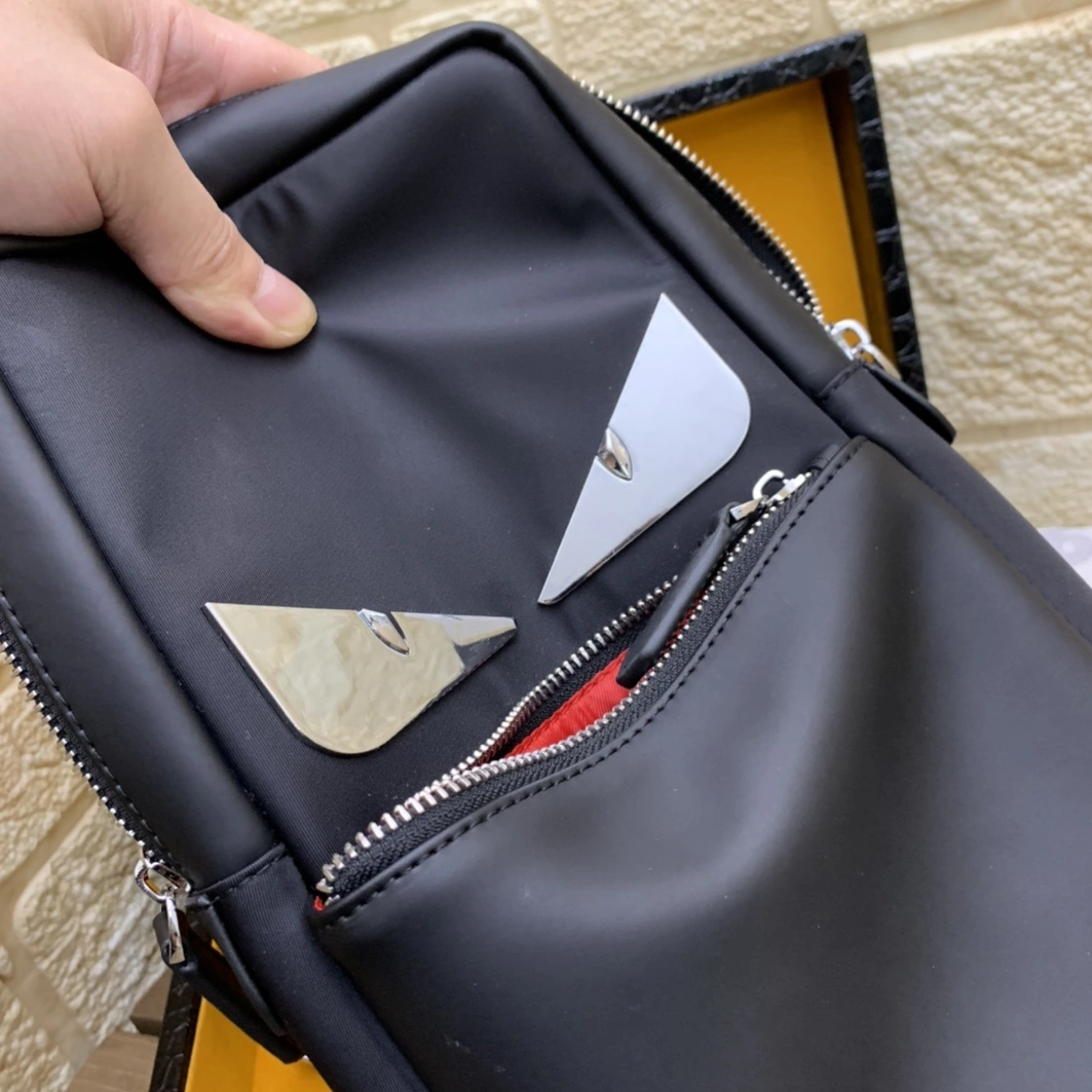 Bright 6284 Fendi AAA Man Messenger Bags