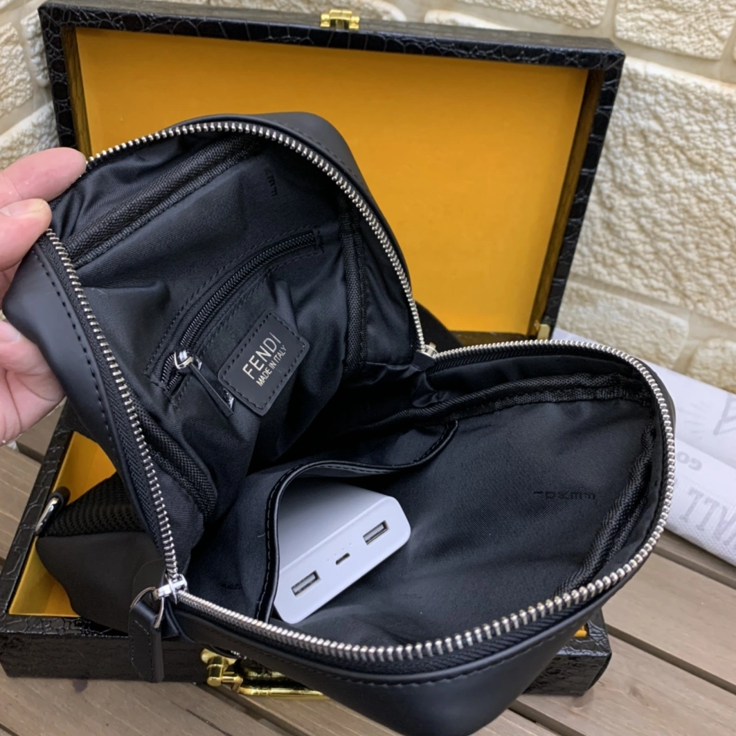 Bright 6284 Fendi AAA Man Messenger Bags