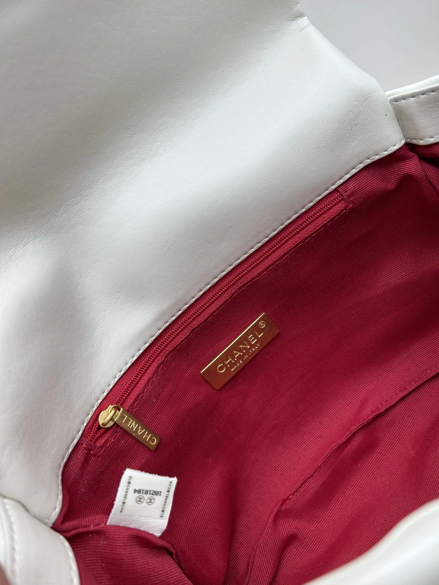 Bright 6310 Chanel AAA Quality Messenger Bags For Women