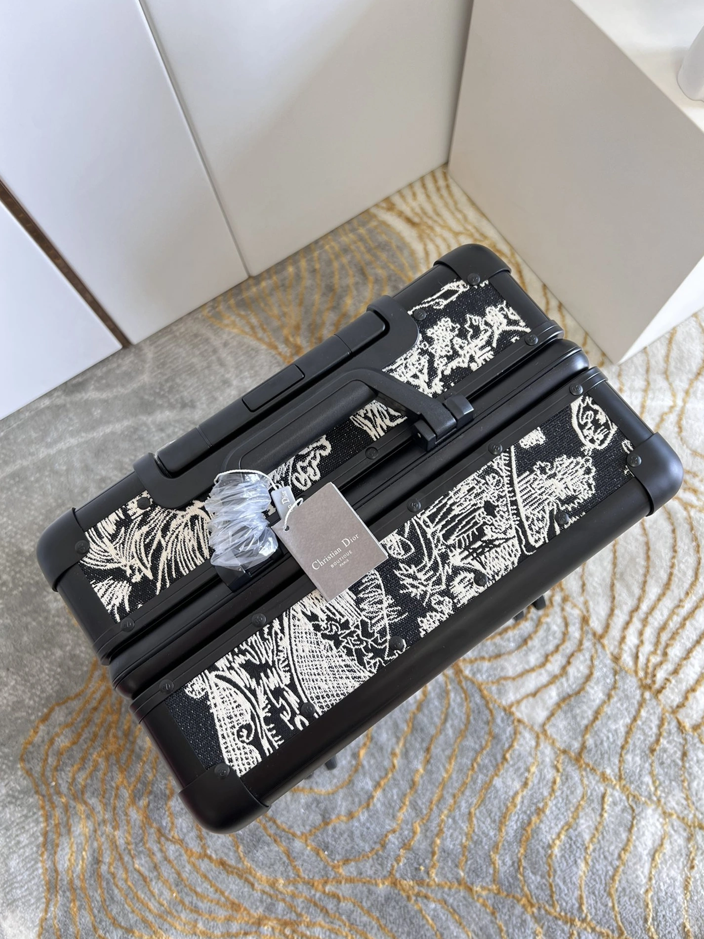 Bright 6327 Christian Dior Luggage and Duffle