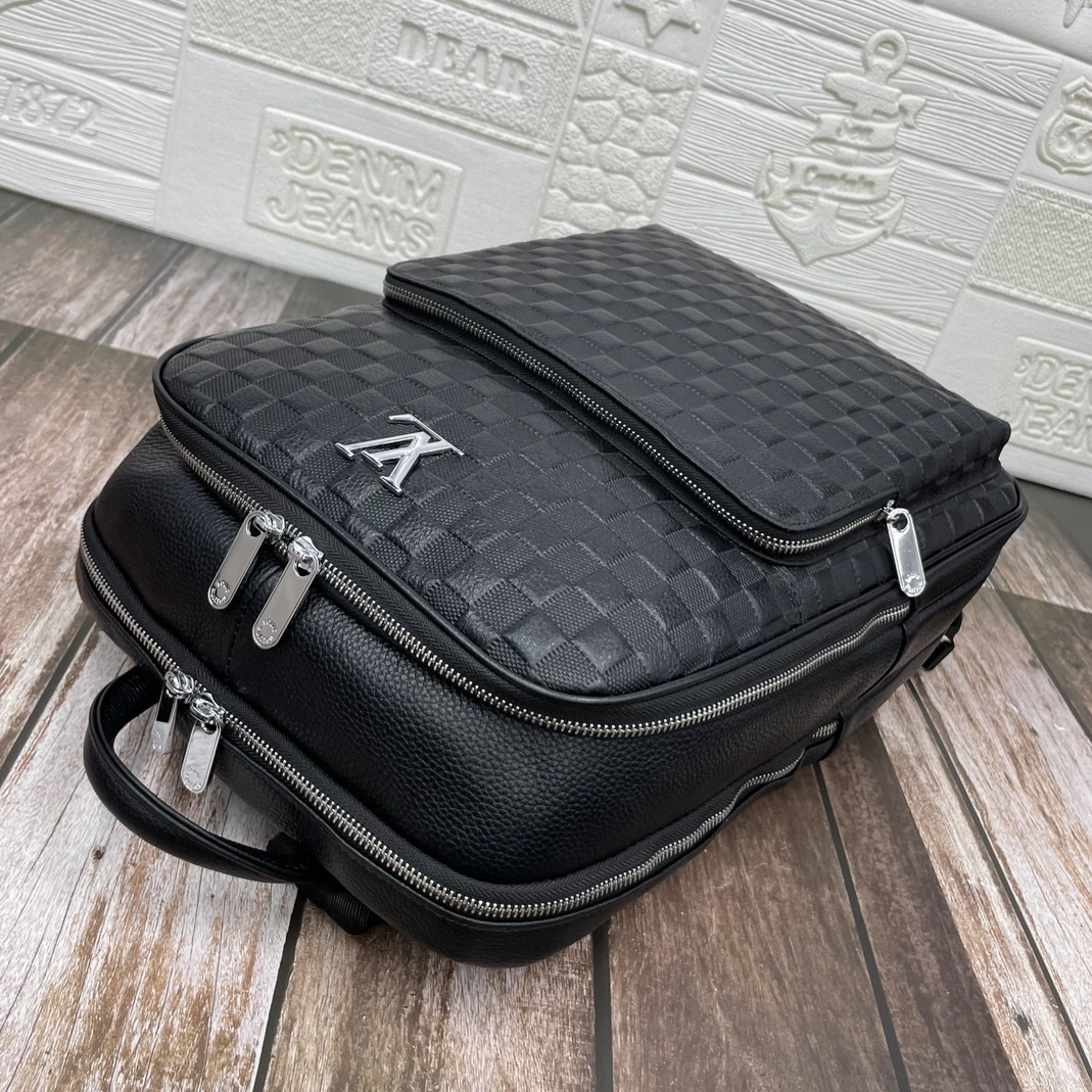 Bright 6493 Louis Vuitton LV AAA Man Backpacks
