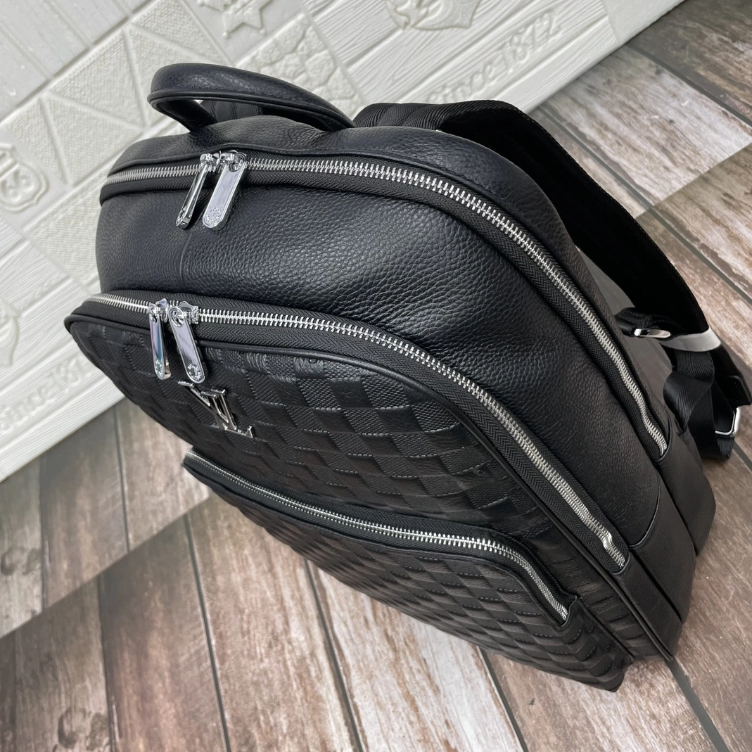 Bright 6493 Louis Vuitton LV AAA Man Backpacks