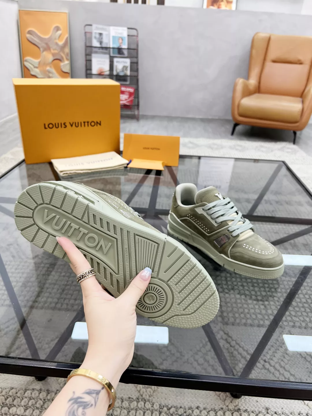 Bright 6908 Louis Vuitton Casual Shoes For Men