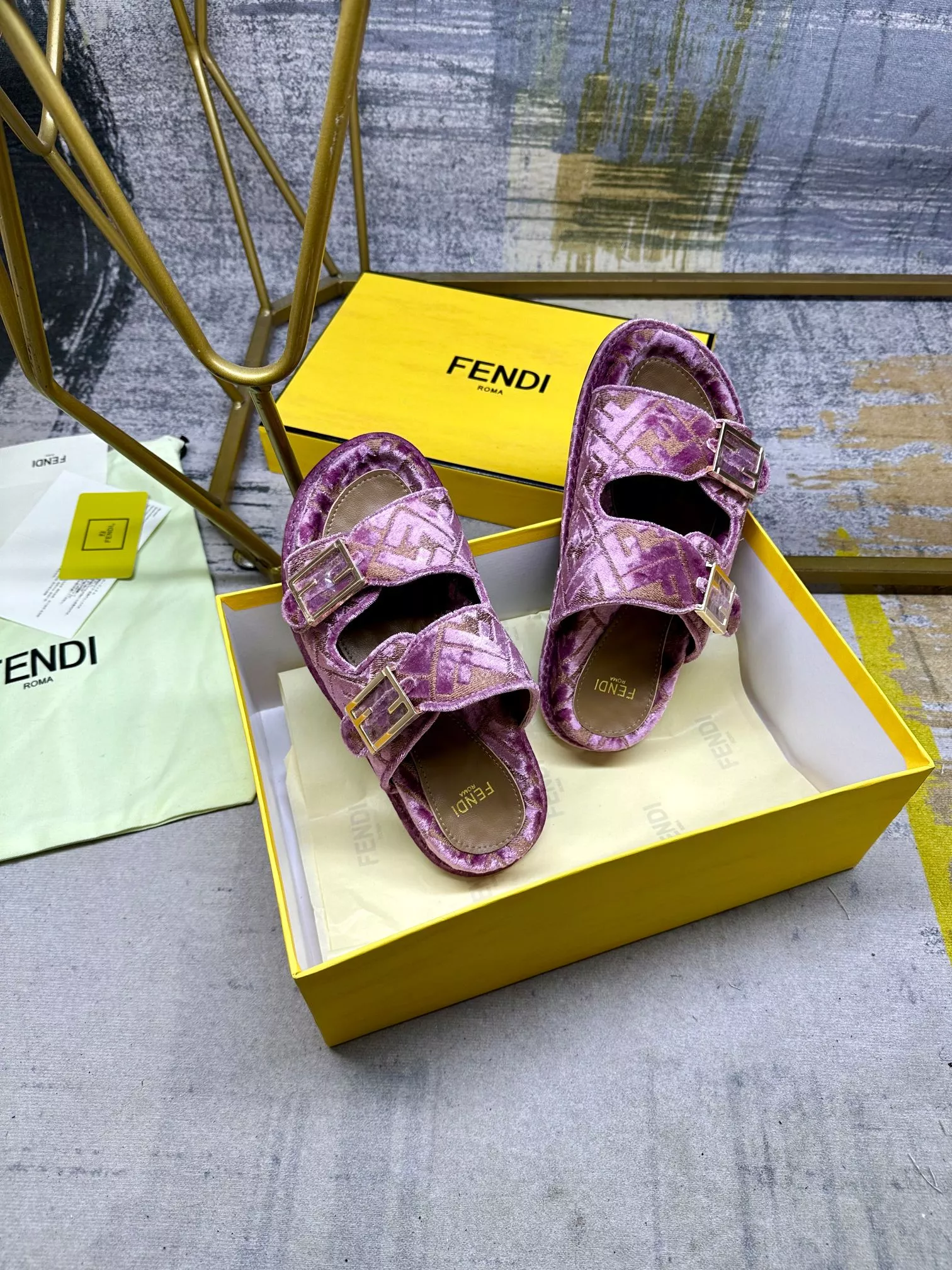 Bright 6940 Fendi Slippers For Women