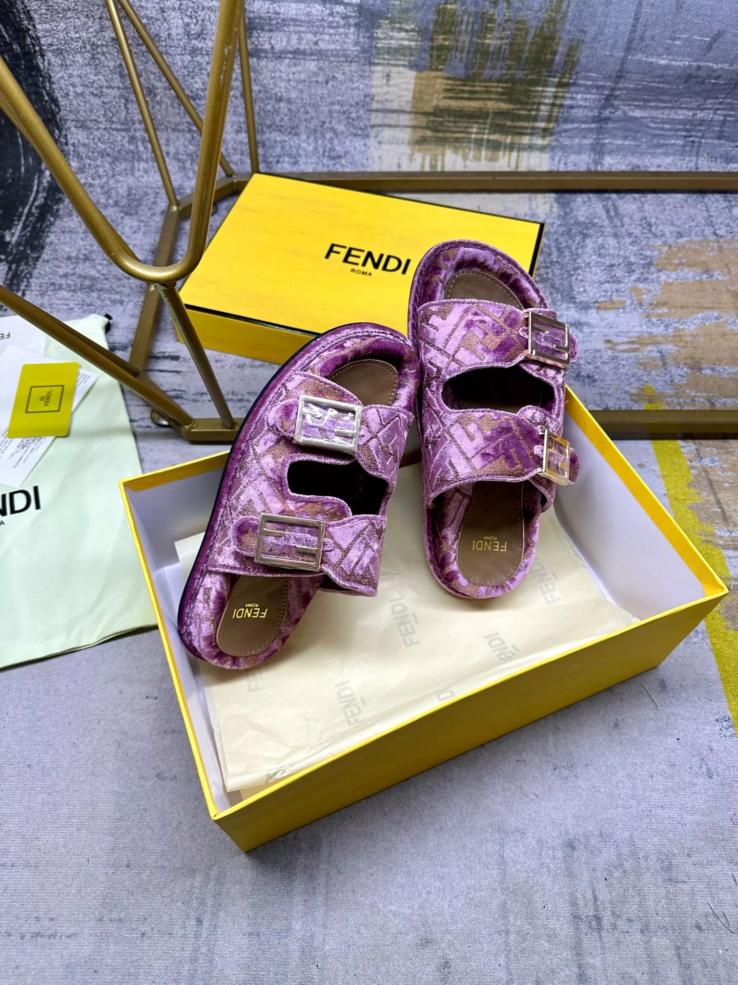 Bright 6940 Fendi Slippers For Women