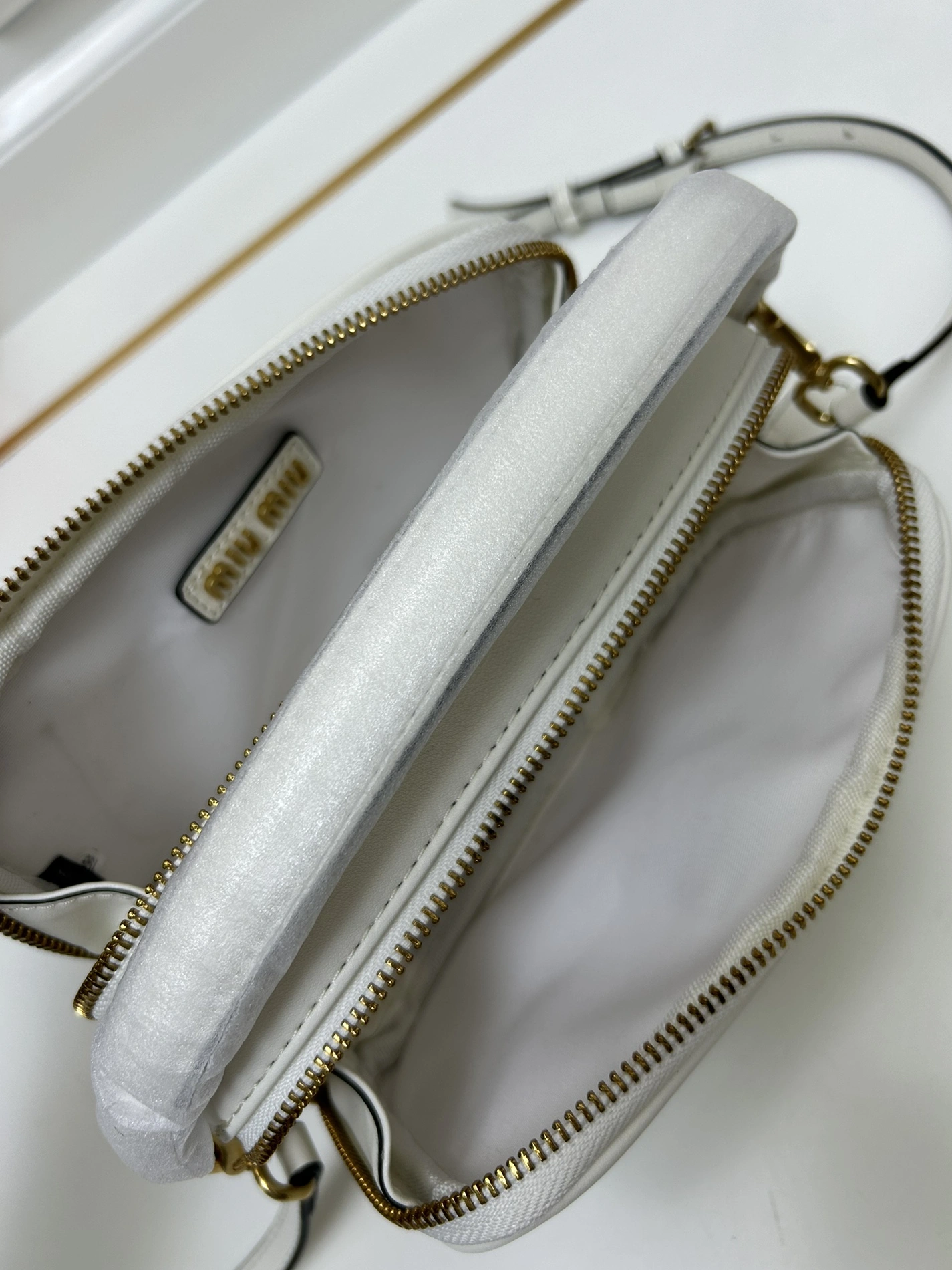 Bright 7103 MIU MIU AAA Quality Messenger Bags For Women