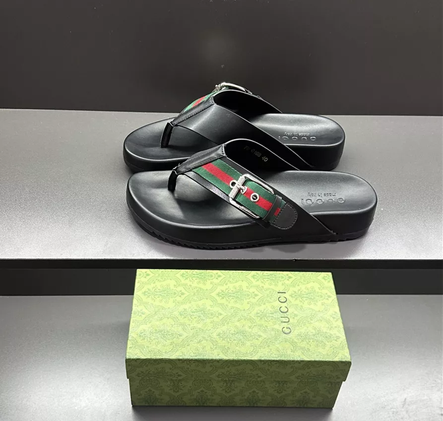 Bright 7111 Gucci Slippers For Men