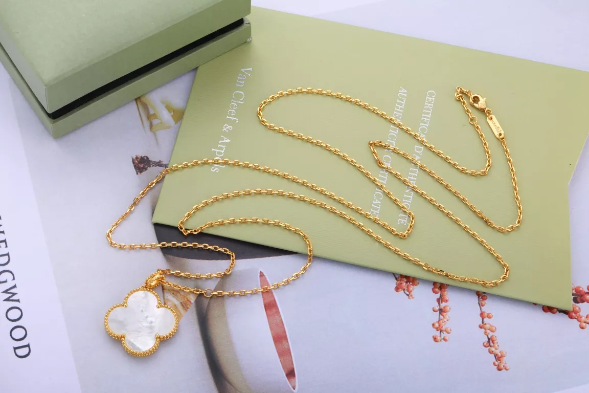 Bright 7155 Van Cleef & Arpels Necklaces For Women