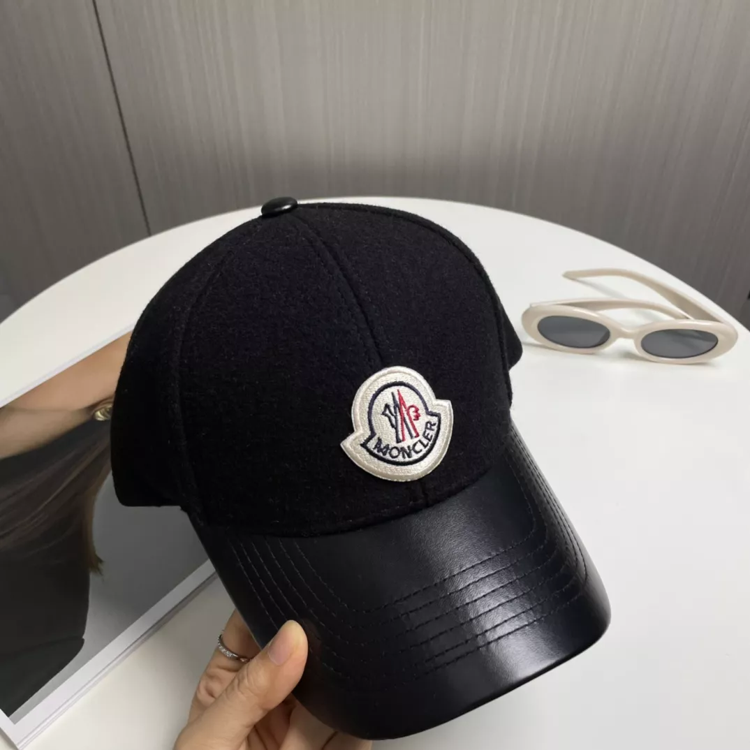 Bright 7477 Moncler Caps