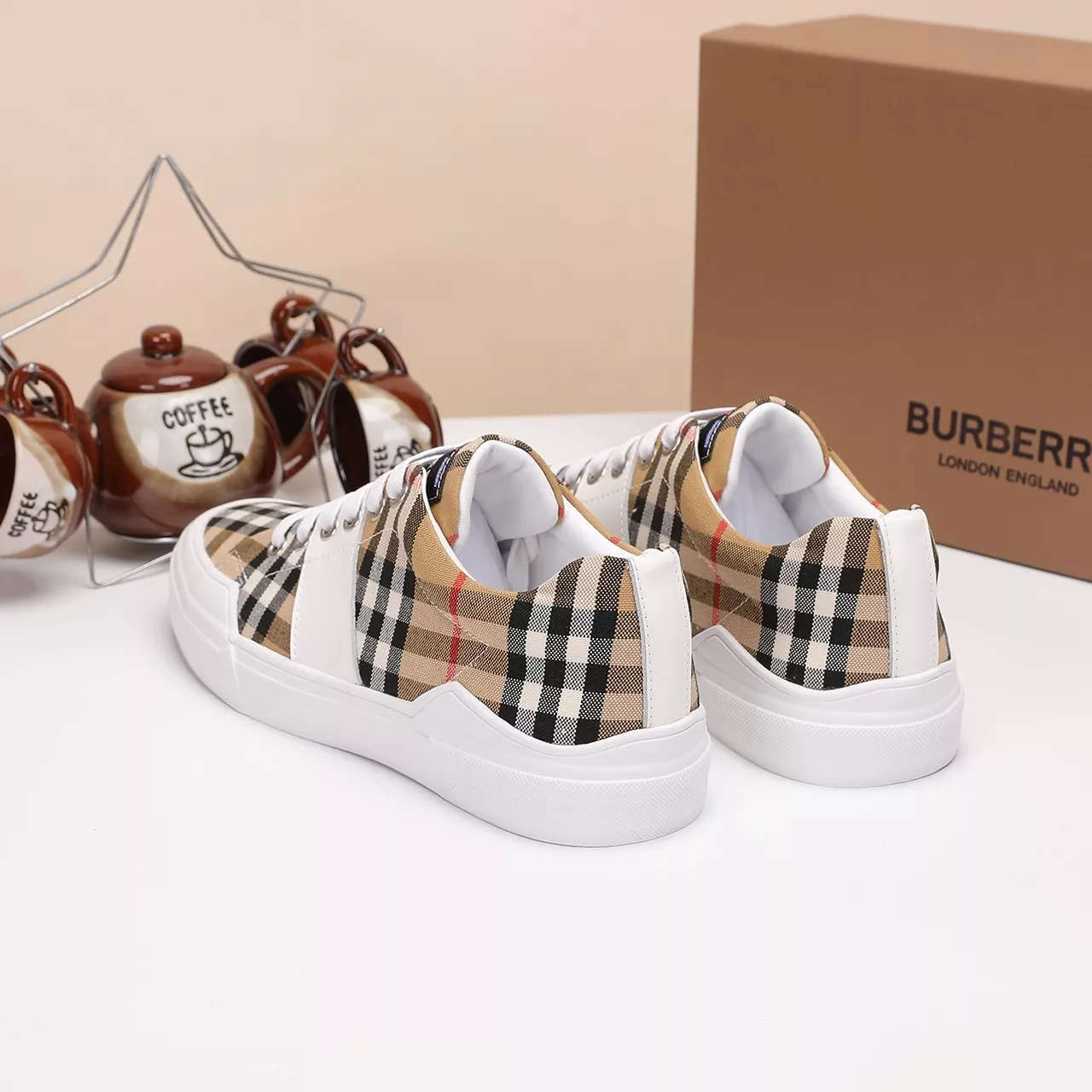 Bright 750 Burberry Casual Shoes For Men