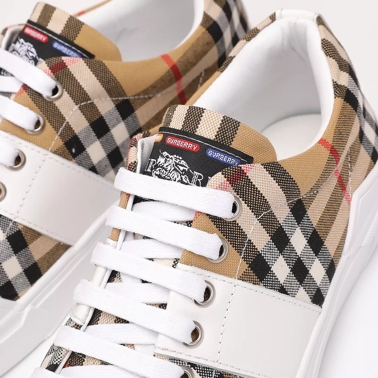 Bright 750 Burberry Casual Shoes For Men