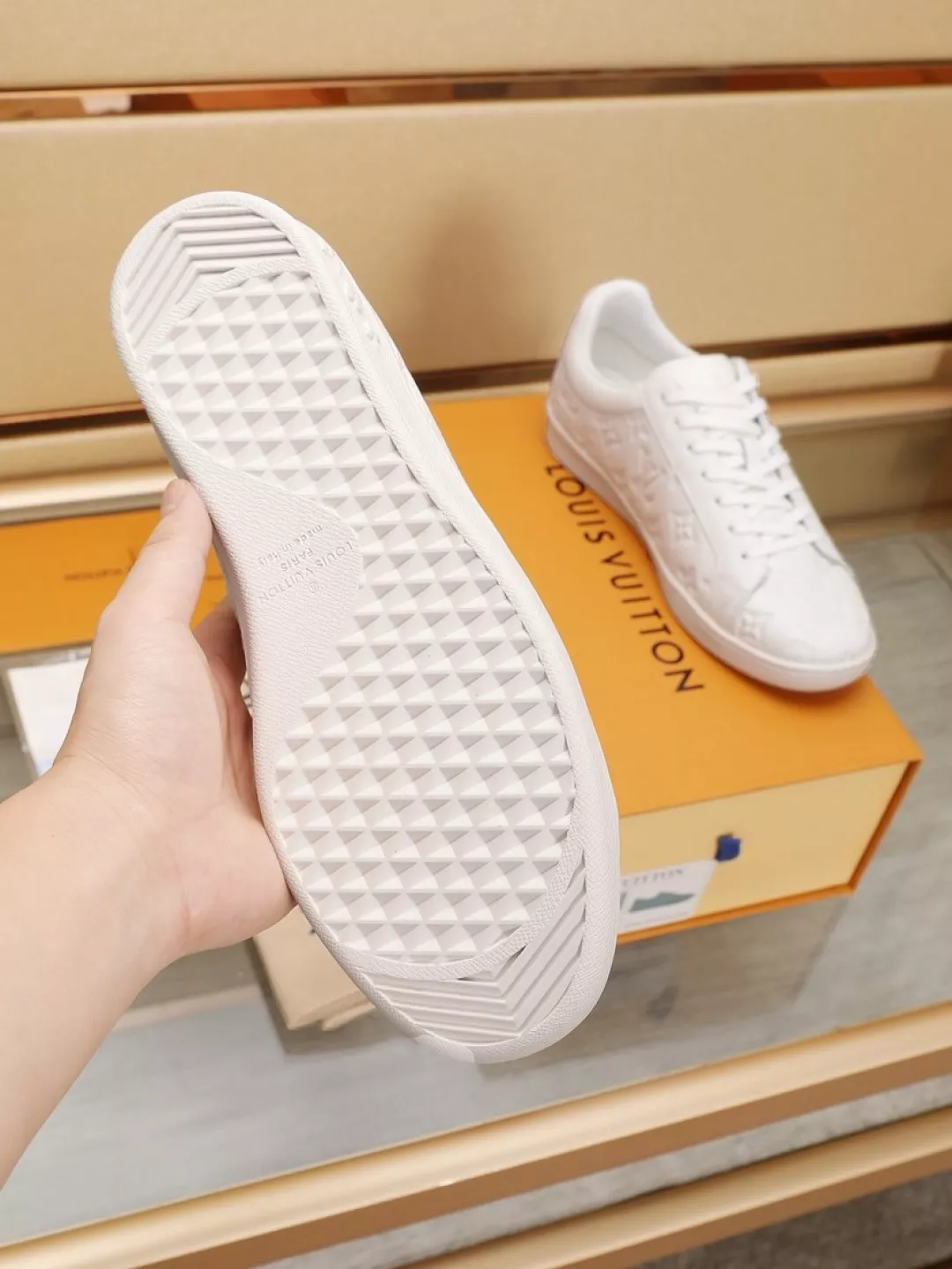 Bright 7528 Louis Vuitton Casual Shoes For Men