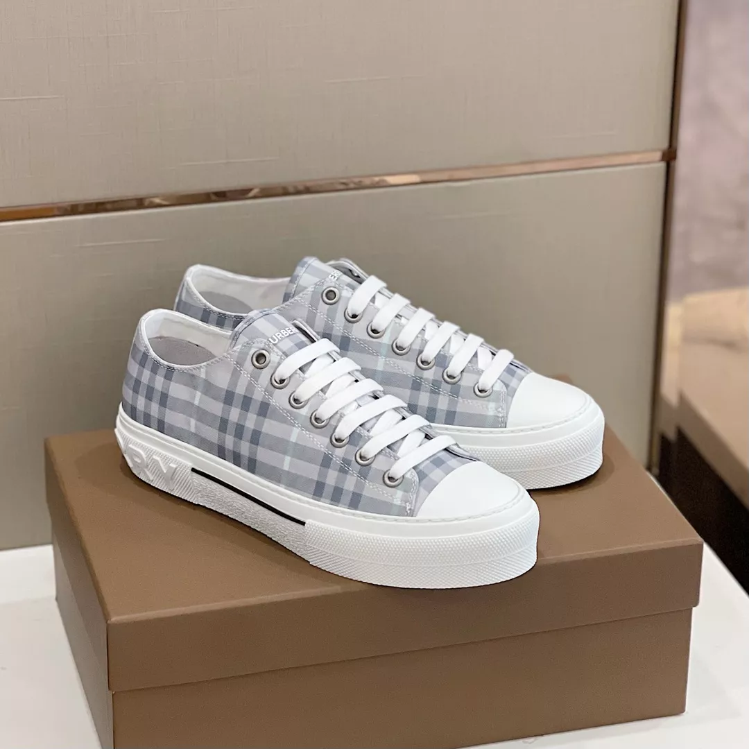 Bright 7555 Burberry Casual Shoes For Men