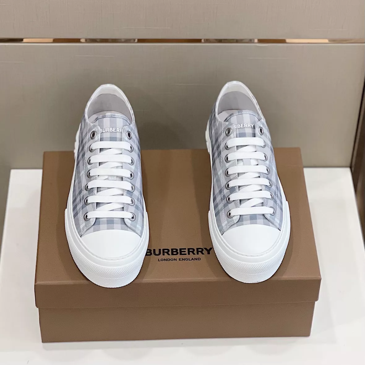 Bright 7555 Burberry Casual Shoes For Men