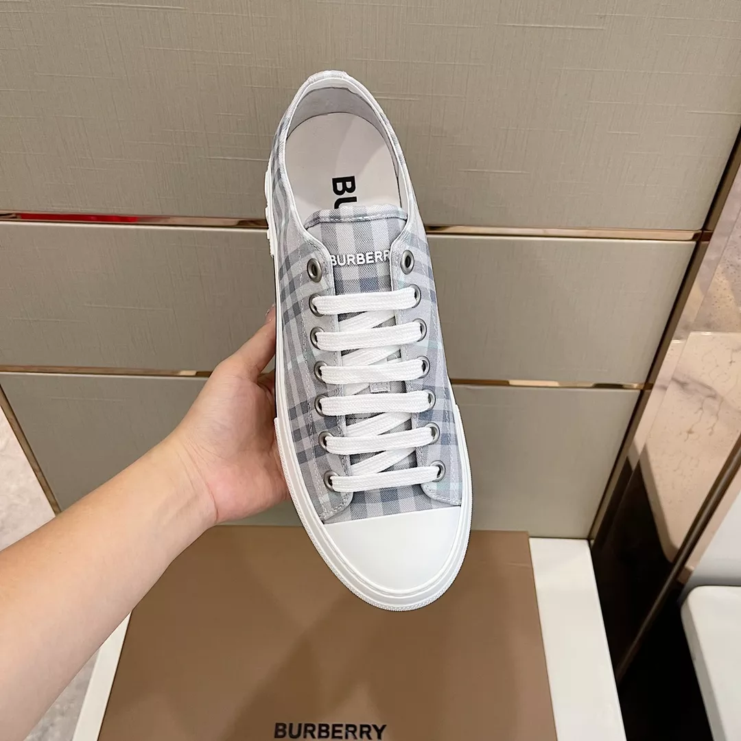 Bright 7555 Burberry Casual Shoes For Men