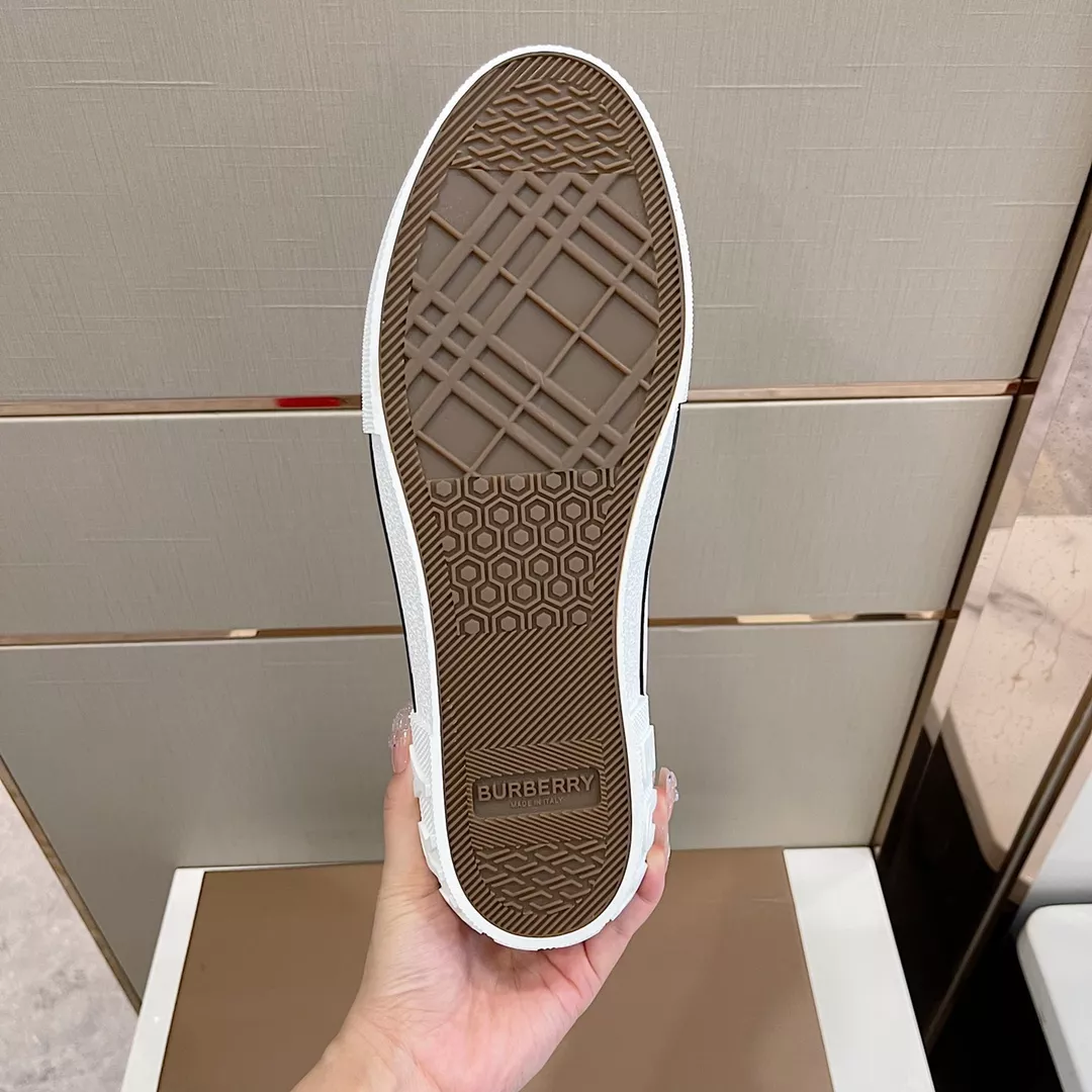Bright 7555 Burberry Casual Shoes For Men