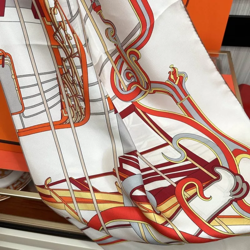 Bright 7921 Hermes Silk Squares