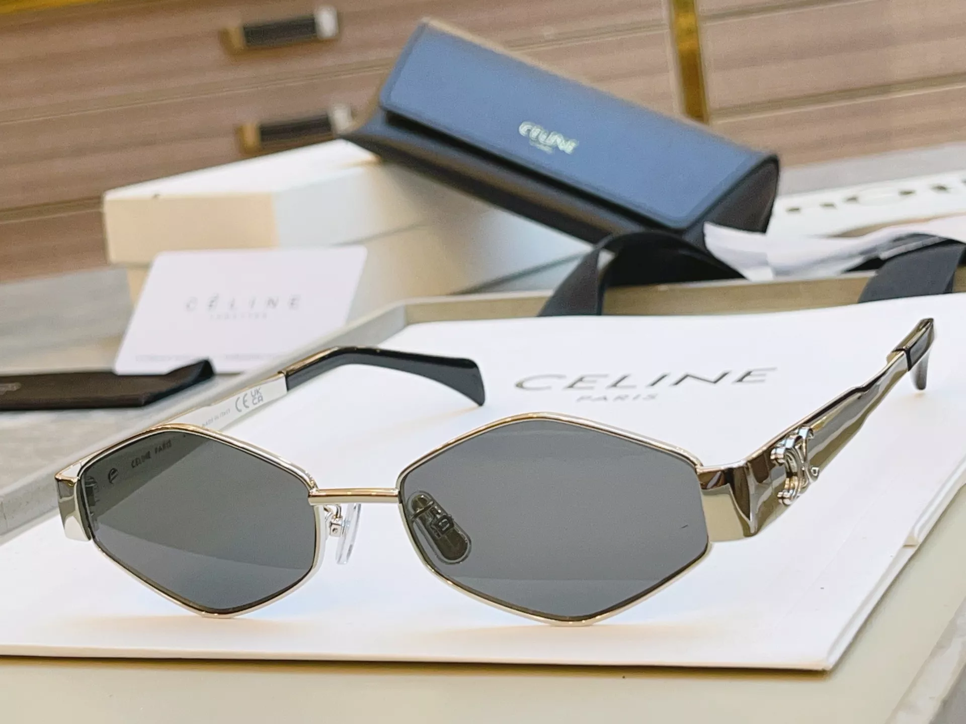 Bright 8437 Celine AAA Quality Sunglasses