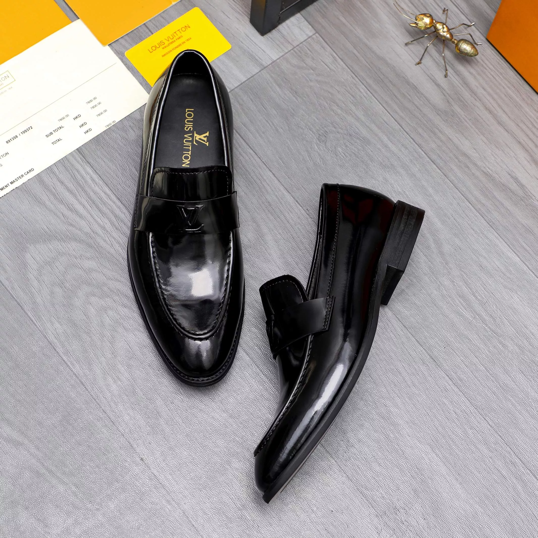 Bright 8624 Louis Vuitton LV Oxfords Shoes For Men